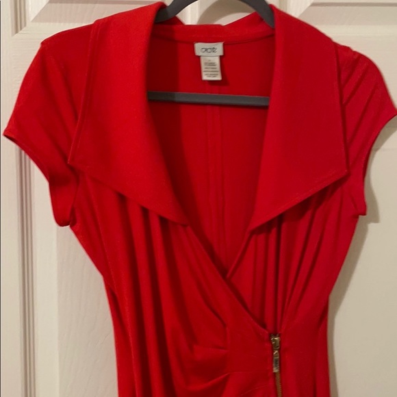 Cache dress - Picture 2 of 2